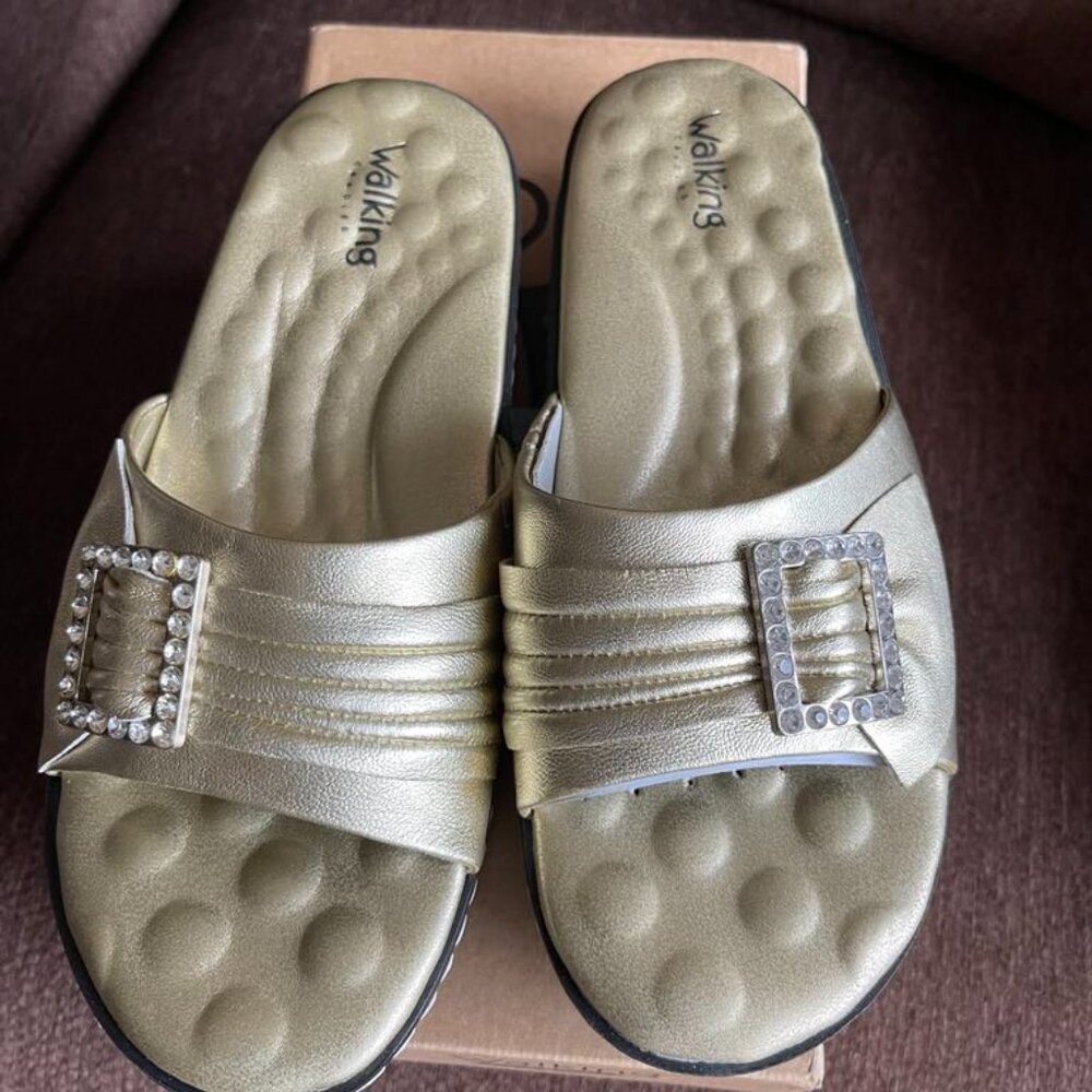 walking cradles sandals for women hanover style # 401980 size 7.5w